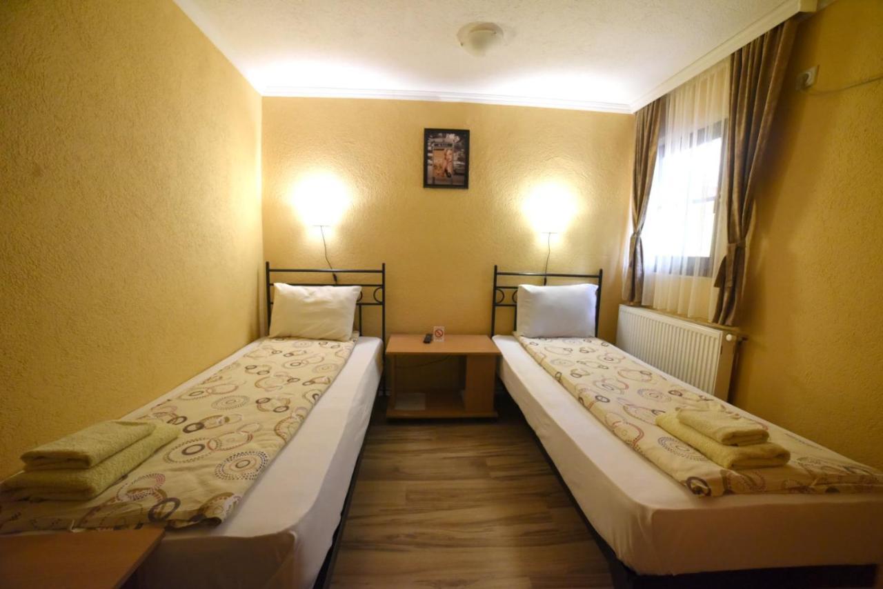 Hotel Etno Kuca Sa Konacistem Gocko Vrnjačka Banja Exterior foto